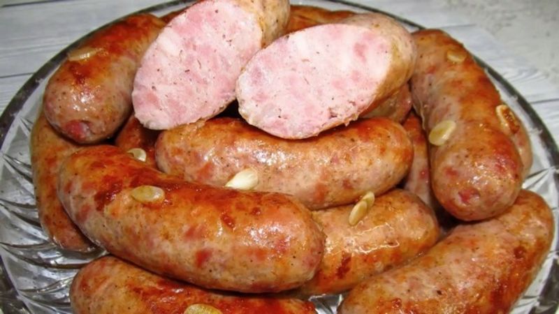 Домашня ковбаса