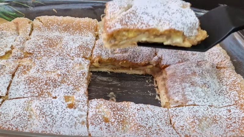Яблучний пиріг на основі печива