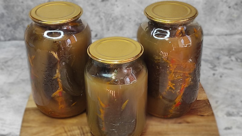 Квашені баклажани з морквою та часником на зиму