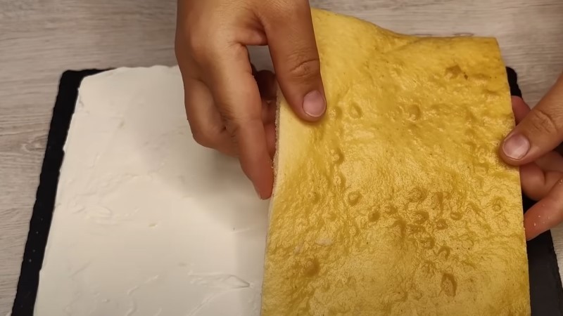 Торт "Молочна дівчинка" без метушні з коржами