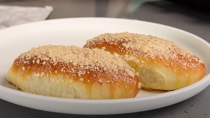 Пиріжки з черешнею