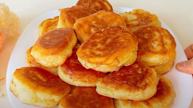 Ідеальні оладки з яблуками: хрумкі зовні, ніжні всередині