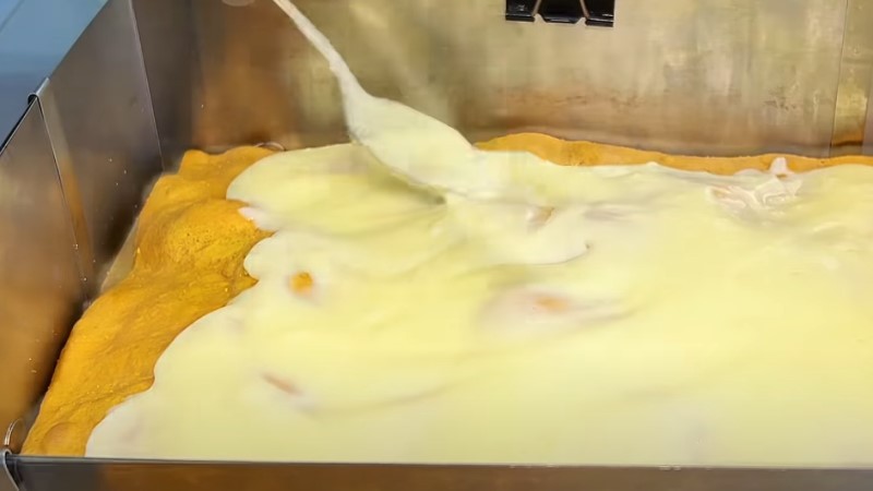 Лінивий "Медовик" без розкачування коржів. Великий торт для свята