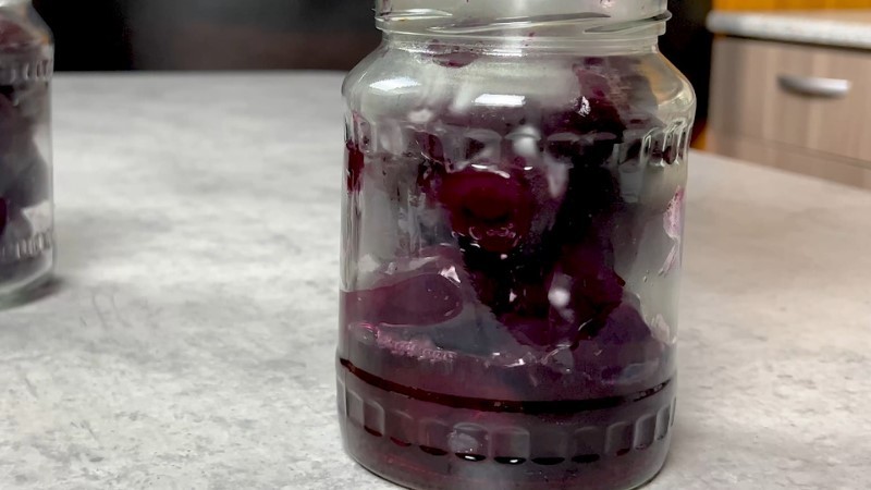 Заготівля буряків на зиму: простий рецепт для салатів та борщу