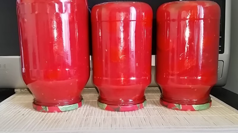 Чудові помідори у власному соку - за смаком як з грядки