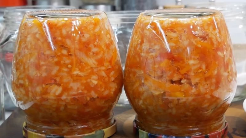 Салат з рисом на зиму "сніданок туриста". Готую щороку