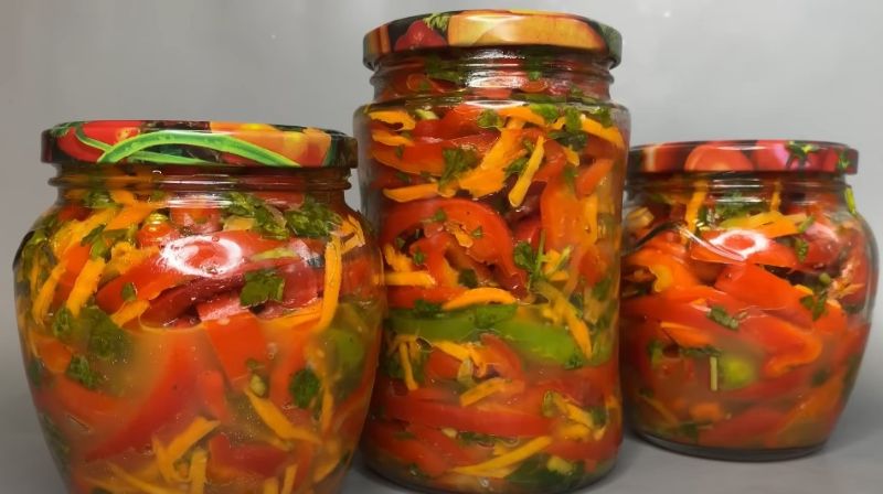 Болгарський перець по-корейськи на зиму