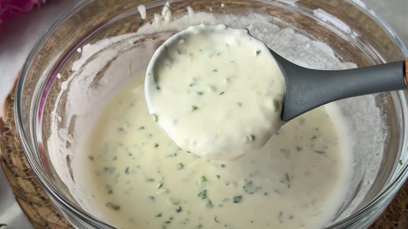 Часникові коржики з рідкого тіста