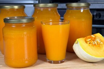 Домашній сік із гарбуза з морквою та апельсином