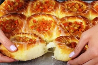 Ватрушки з гарбузово-яблучною начинкою