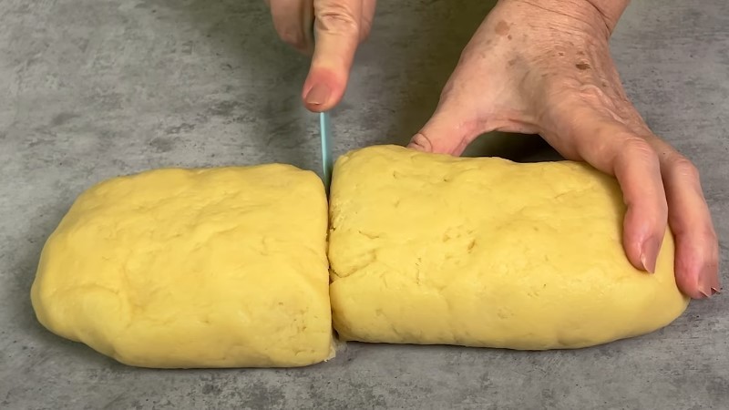 Тертий пиріг з гарбузовою начинкою. Той самий, який пекли у кожному будинку