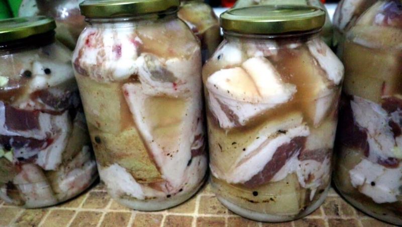 Сало солоне у банках на зиму. Ідеальна закуска на свята та на вечерю