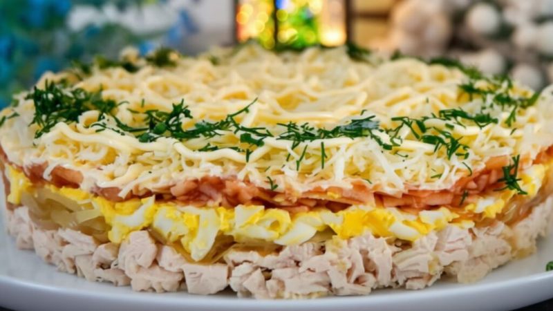 Приготування новорічного салату Ганна