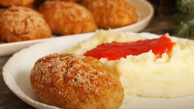 Рецепт приготування котлет у духовці