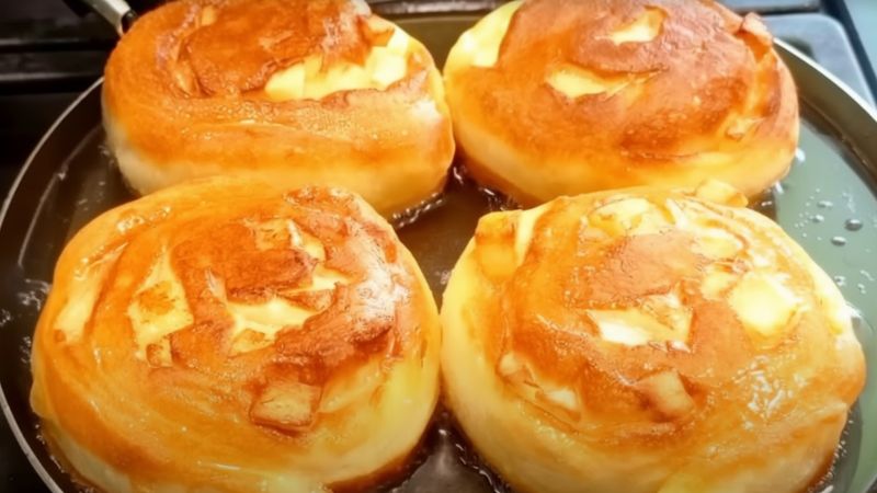Яблучні оладки