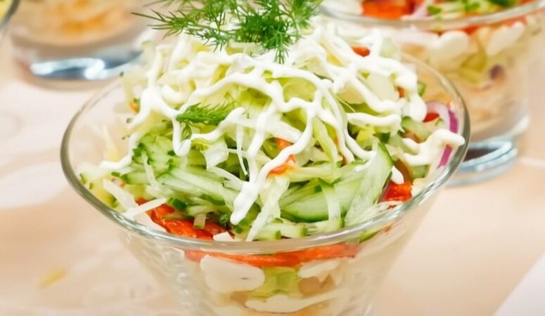 Як приготувати святковий салат коктейль
