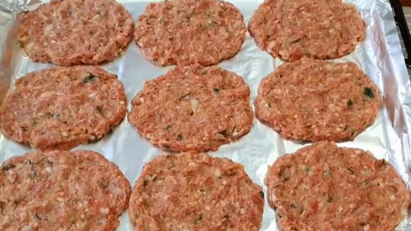 Не просто котлети з гарніром: рецепт смачної вечері