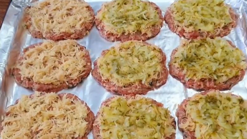 Не просто котлети з гарніром: рецепт смачної вечері