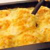 Курячі котлети з соусом бешамель та сиром