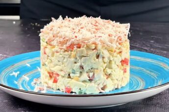 Салати з крабовими паличками
