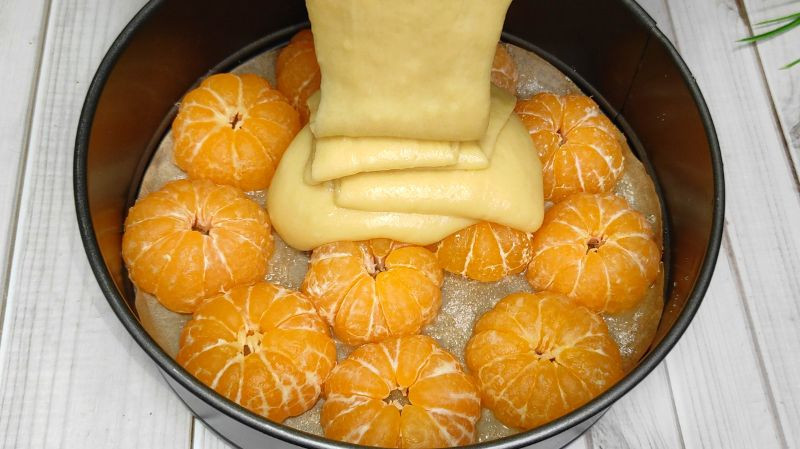 Швидкий пиріг з мандаринами