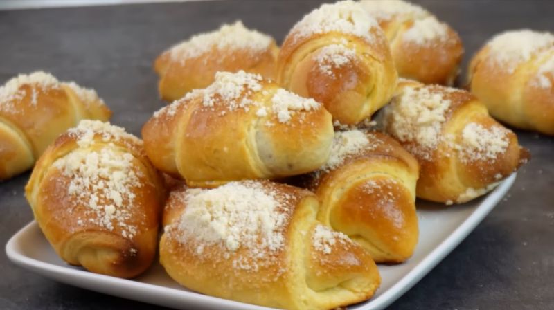 Рогалики з начинкою