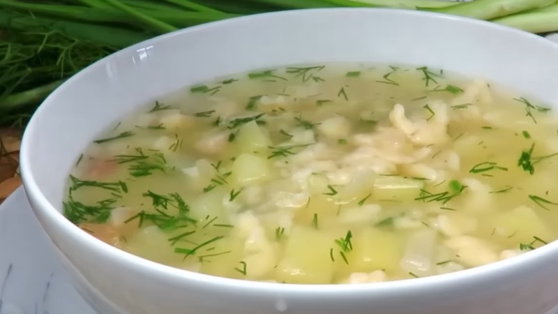 Густий, ароматний суп із затіркою. Справжня домашня класика