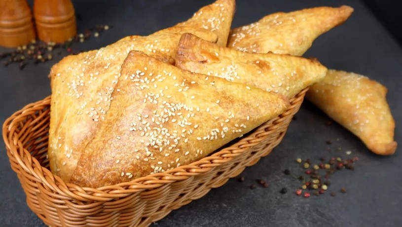 Домашня самса із соковитою куркою