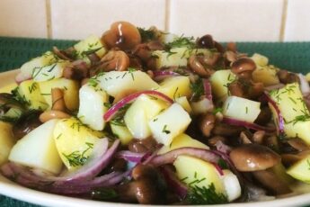 Король пісного столу. Ситний салат без грама м'яса