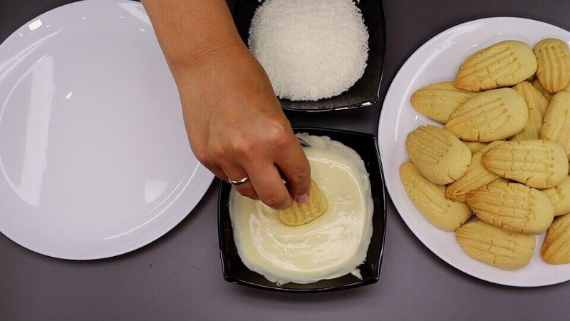 Печиво «Пелюстки» без розкачування тіста: ніжне, ароматне