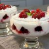 Десерт з замороженими ягодами