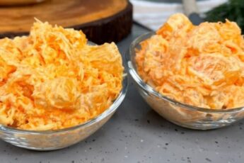 Дуже смачний, соковитий, пікантний салат