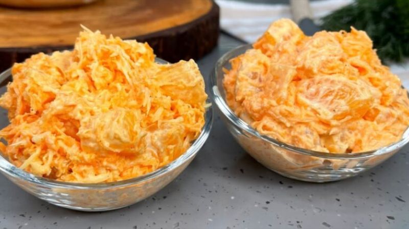 Дуже смачний, соковитий, пікантний салат