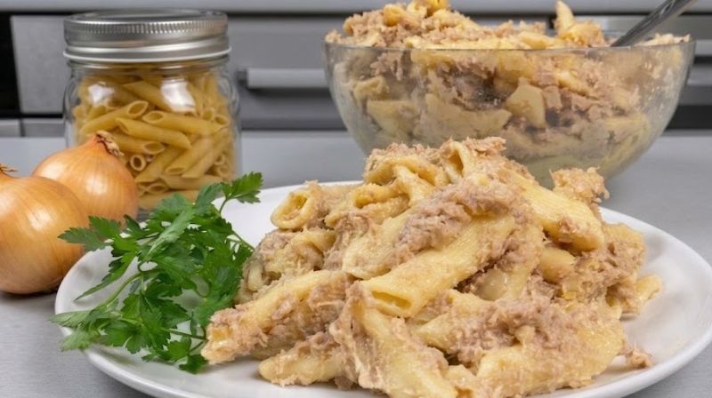 Макарони по-флотськи з відвареним м’ясом