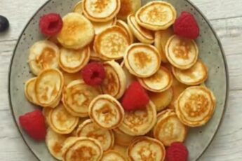 Смажу оладки розміром із монету: мій рецепт сніданку «на один укус»