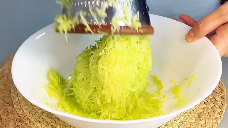 Млинці з кабачків із м’ясом